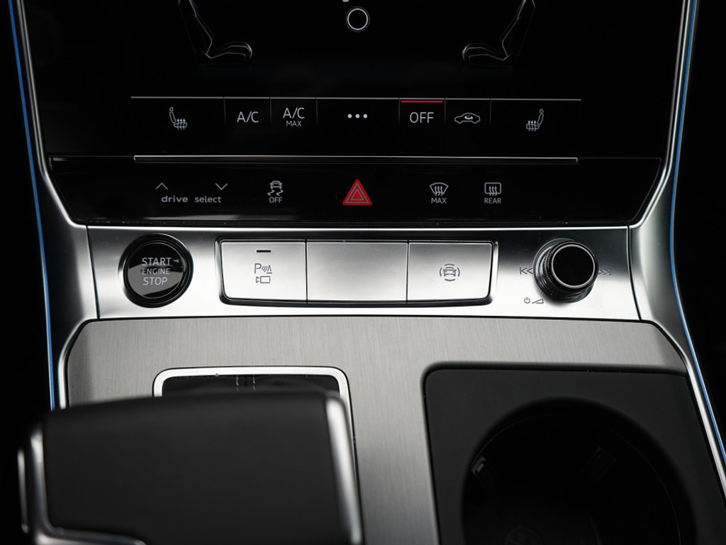 Audi A6 Avant 50 TFSI e quattro Business edition Trekhaak