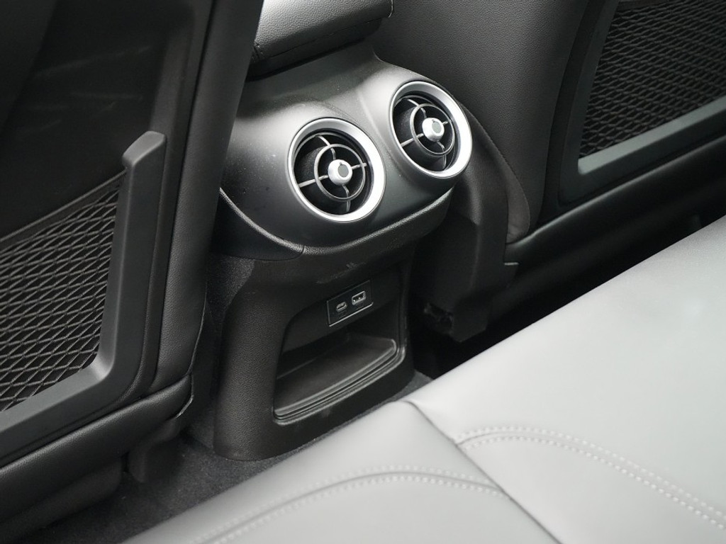 Alfa Romeo Stelvio Ti Q4 2.0 Turbo KAT