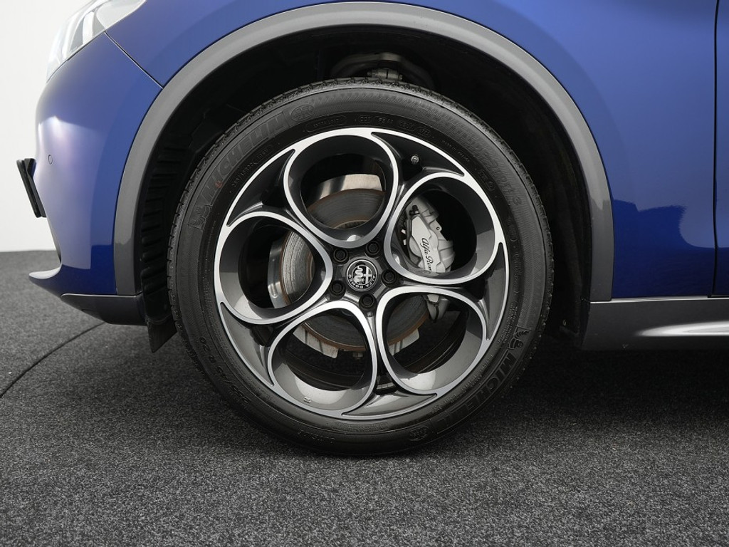 Alfa Romeo Stelvio Ti Q4 2.0 Turbo KAT