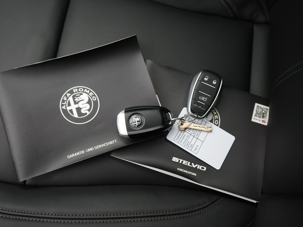 Alfa Romeo Stelvio Ti Q4 2.0 Turbo KAT