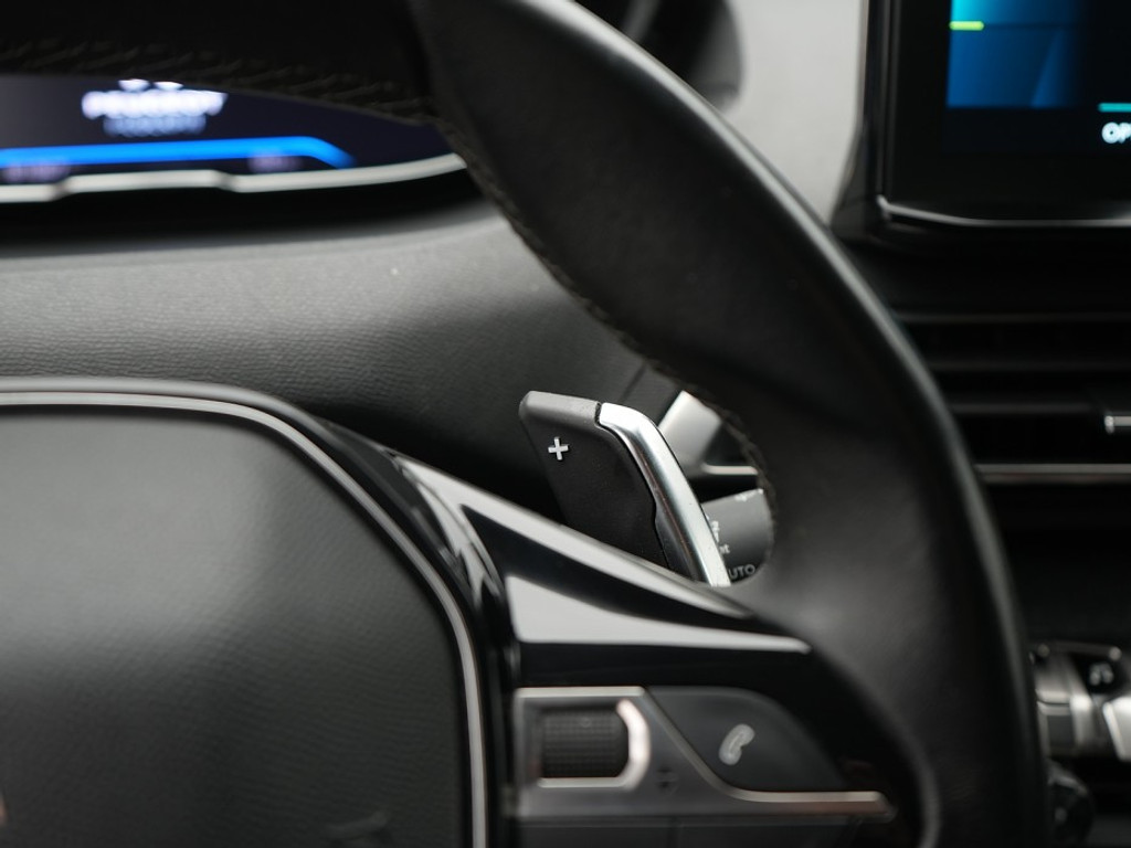 Peugeot 3008 1.6 PHEV Allure Pack 225