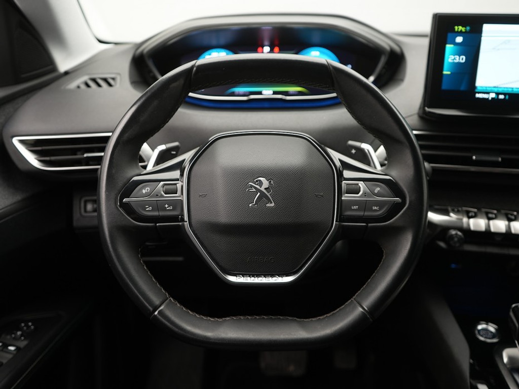 Peugeot 3008 1.6 PHEV Allure Pack 225