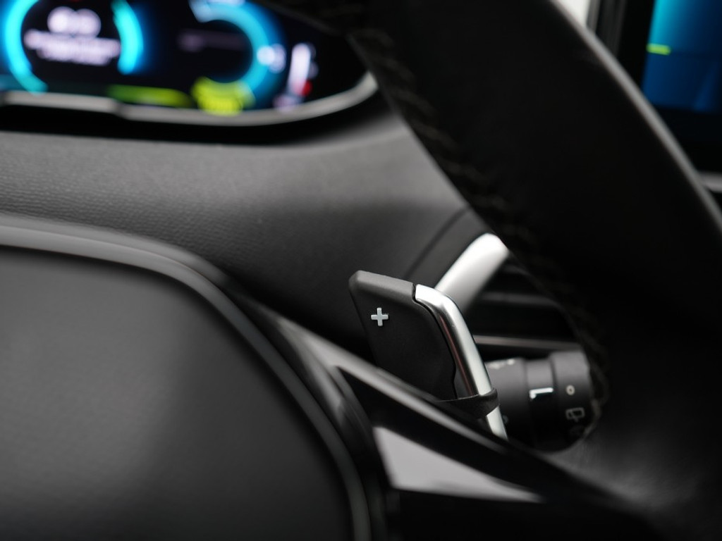 Peugeot 3008 1.6 PHEV Allure Pack 225