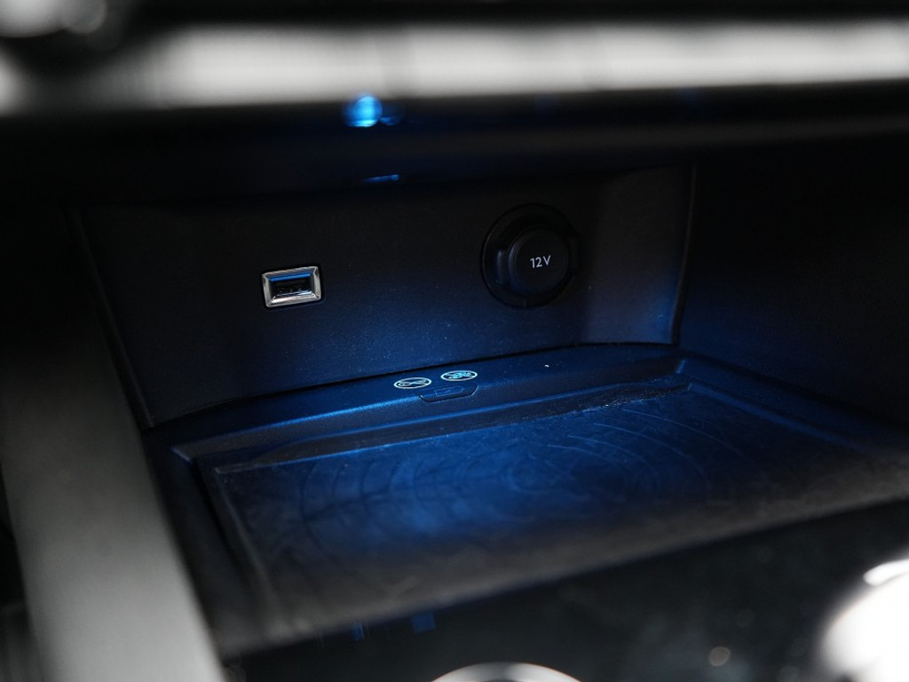 Peugeot 3008 1.6 PHEV Allure Pack 225