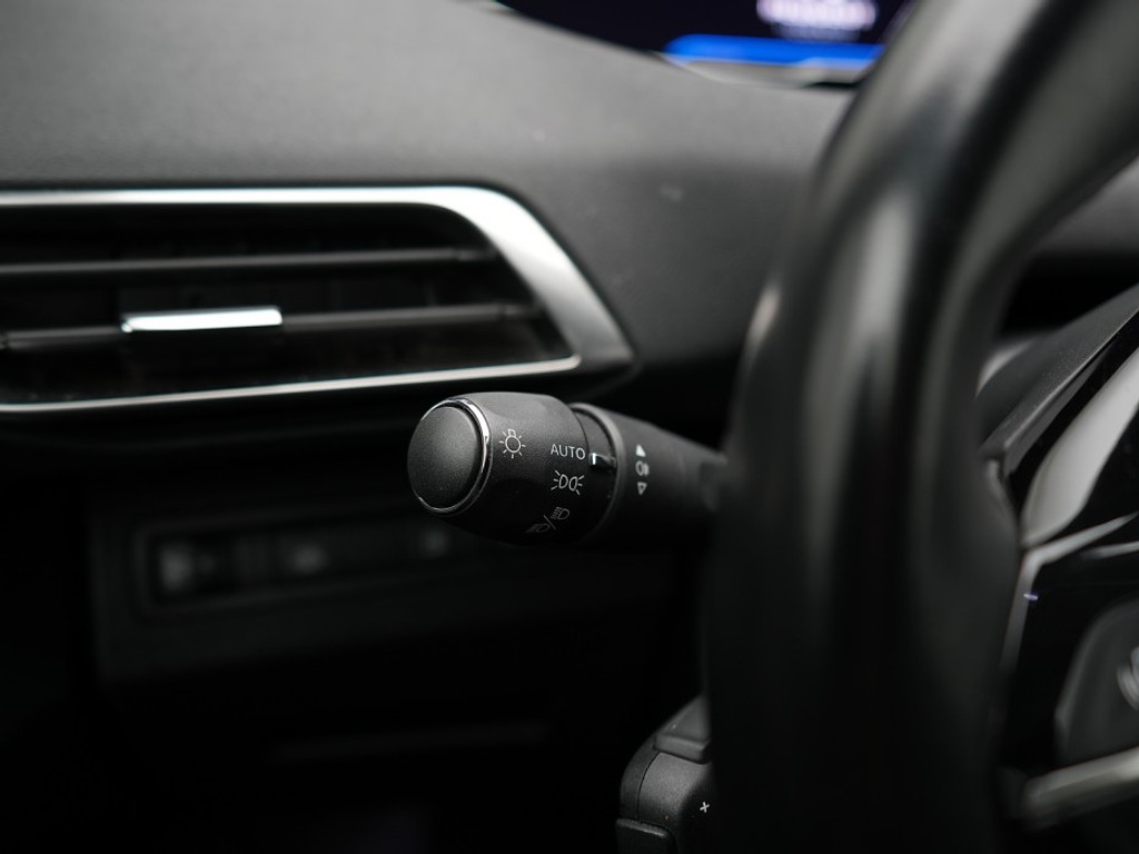 Peugeot 3008 1.6 PHEV Allure Pack 225