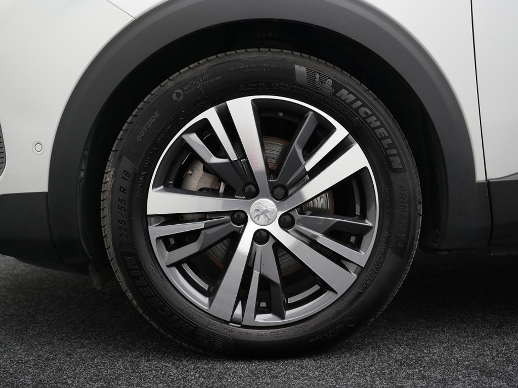 Peugeot 3008 1.6 PHEV Allure Pack 225