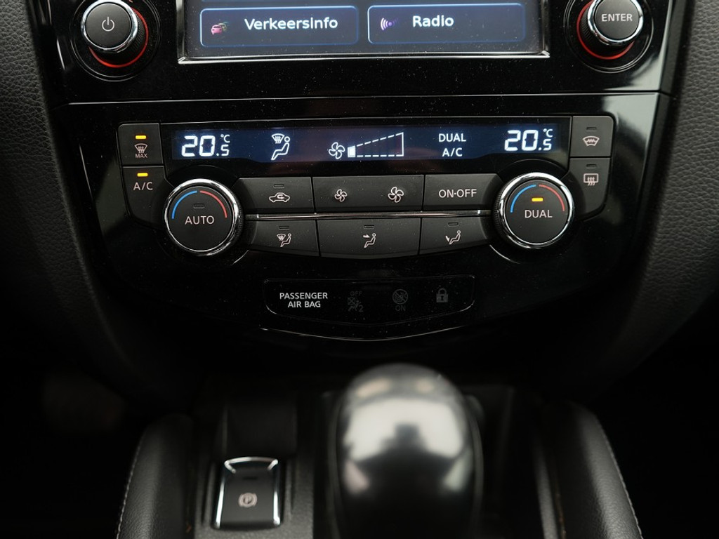 Nissan QASHQAI 1.2 Tekna Automaat