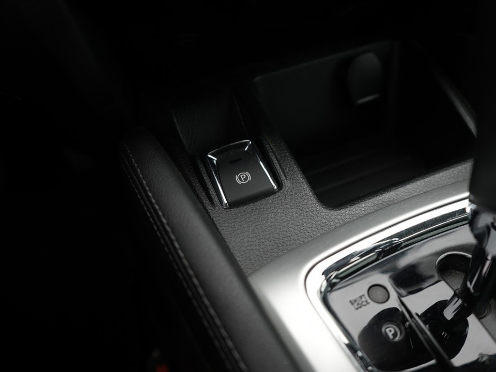 Nissan QASHQAI 1.2 Tekna Automaat