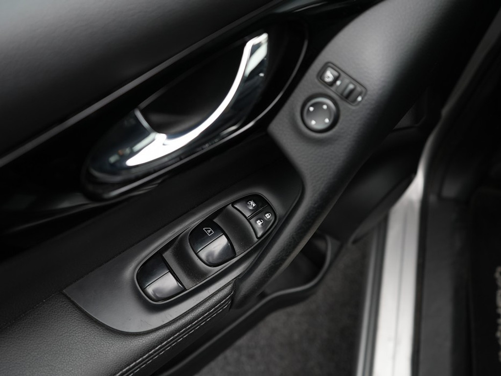 Nissan QASHQAI 1.2 Tekna Automaat