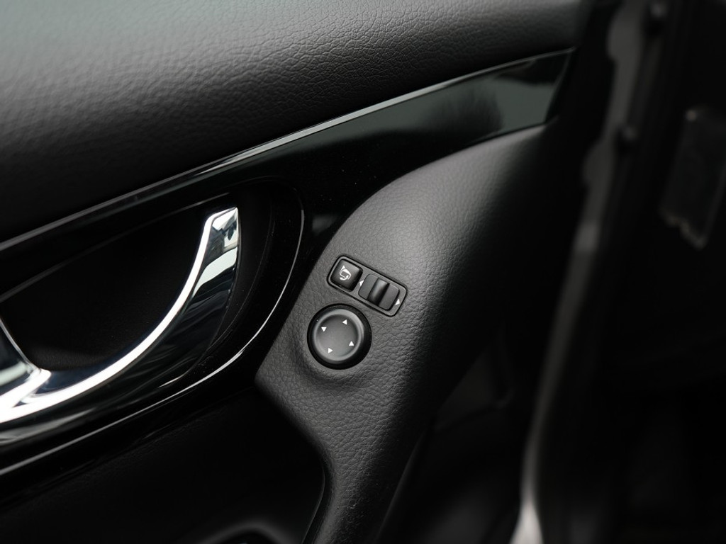 Nissan QASHQAI 1.2 Tekna Automaat