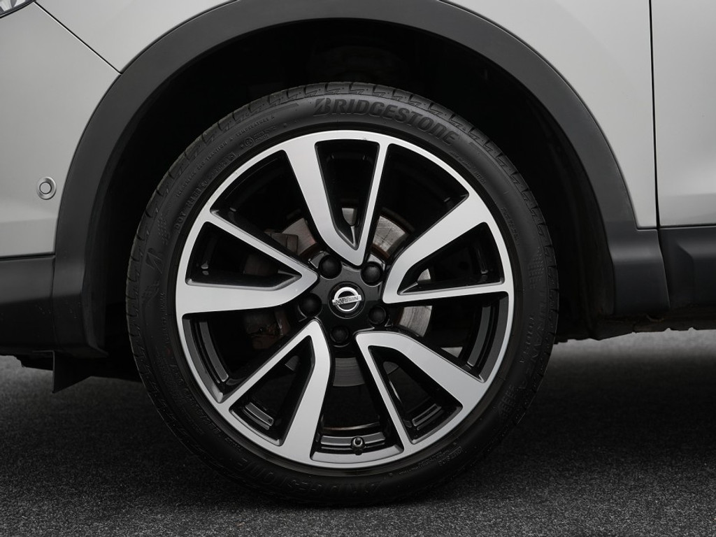 Nissan QASHQAI 1.2 Tekna Automaat