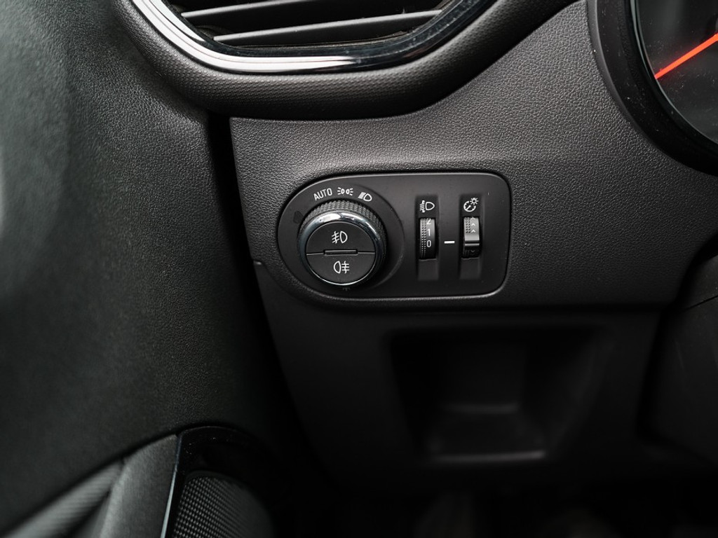 Opel Crossland X 1.2 Turbo 120 Jaar Edition