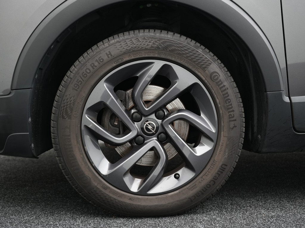 Opel Crossland X 1.2 Turbo 120 Jaar Edition