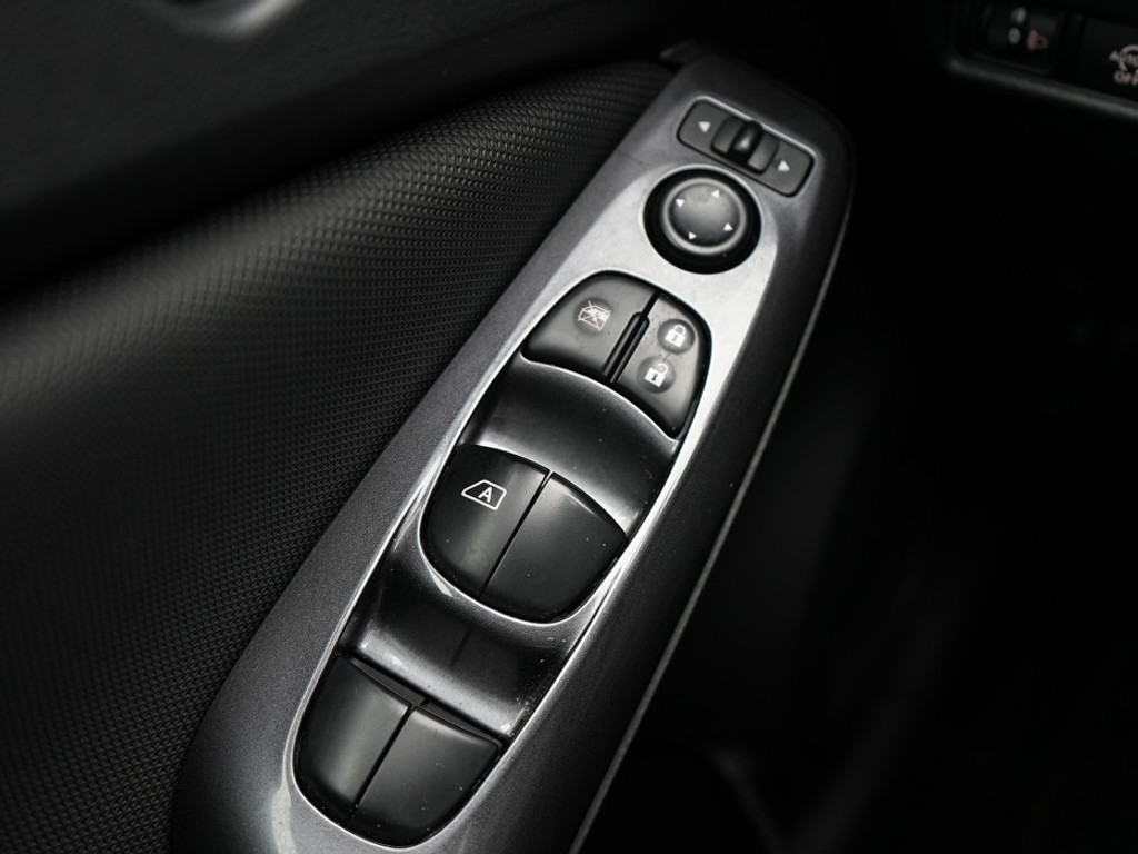 Nissan Juke 1.0 DIG-T Acenta