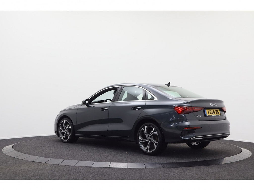 Audi A3 Limousine 30 TFSI Business edition