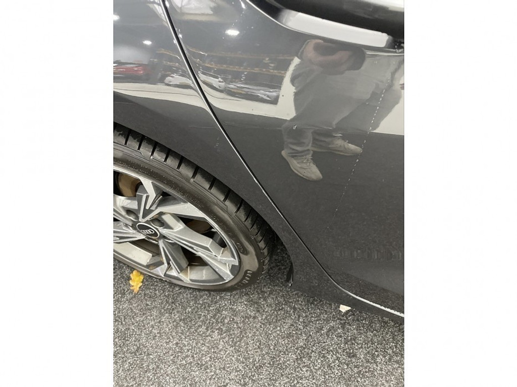 Audi A3 Limousine 30 TFSI Business edition