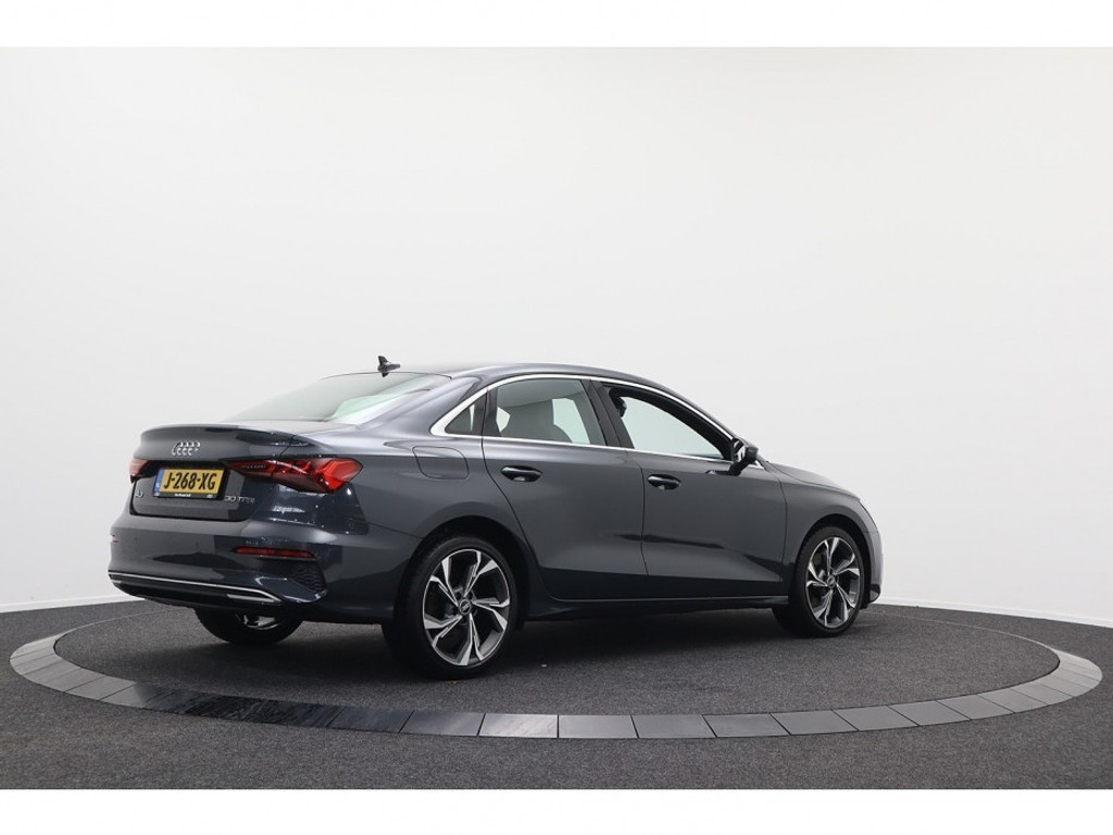 Audi A3 Limousine 30 TFSI Business edition