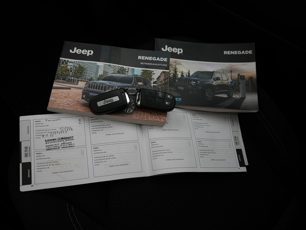 Jeep Renegade S 4Xe | Panoramadak | Stoel/Stuurverwarming | Achteruitrijcamera |