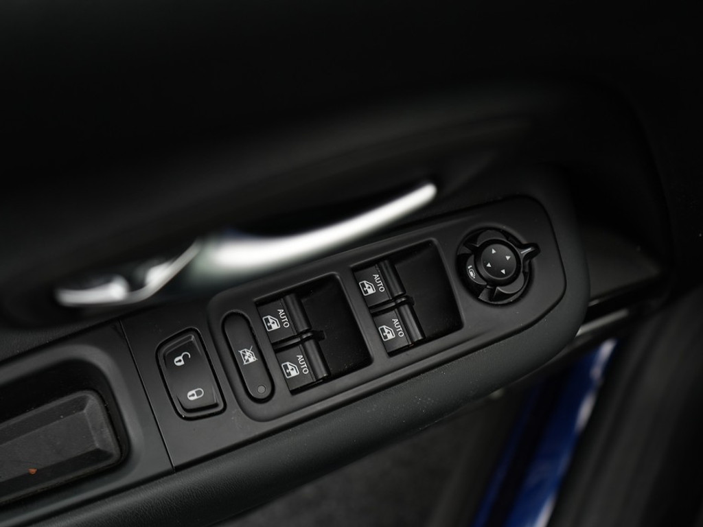 Jeep Renegade S 4Xe | Panoramadak | Stoel/Stuurverwarming | Achteruitrijcamera |