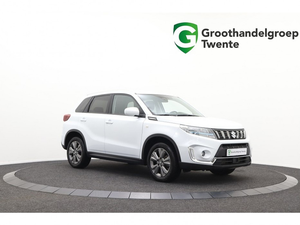 Suzuki Vitara 1.4 | Wit Metallic | All Seasons | Adaptief cruise | Carplay | Climate | Stoelverwarming |