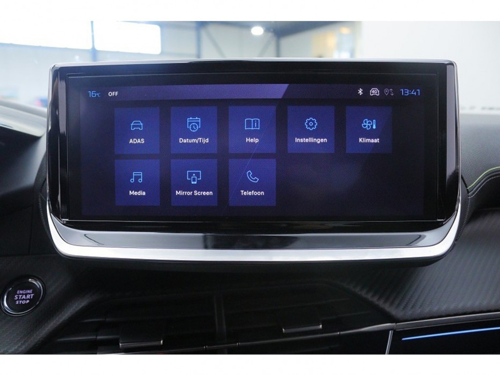 Peugeot 2008 1.2 Hybrid 136 GT