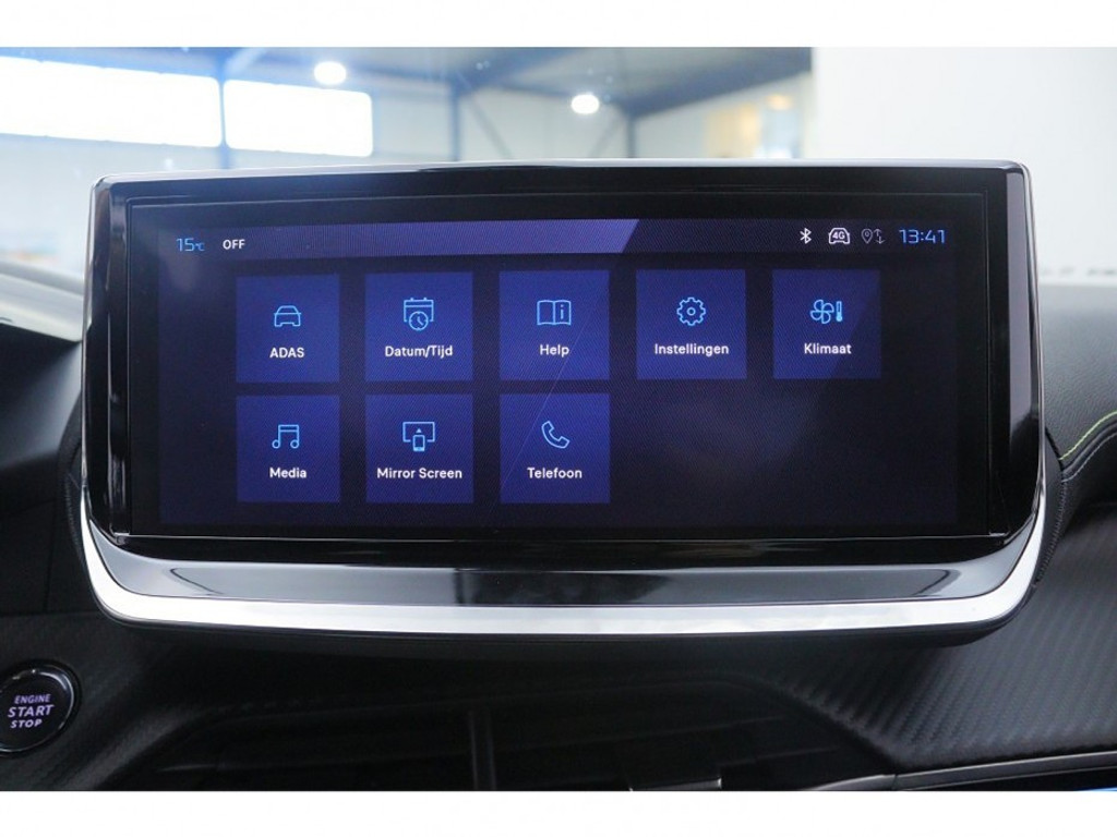 Peugeot 2008 1.2 Hybrid 136 GT