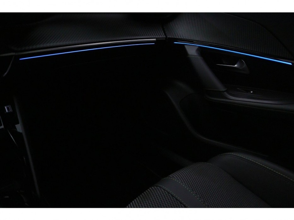 Peugeot 2008 1.2 Hybrid 136 GT