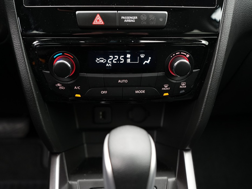 Suzuki Vitara 1.4 Select Automaat | Navi | Adaptief Cruise | Climate | Stoelverwarming | Achteruitrijcamera |