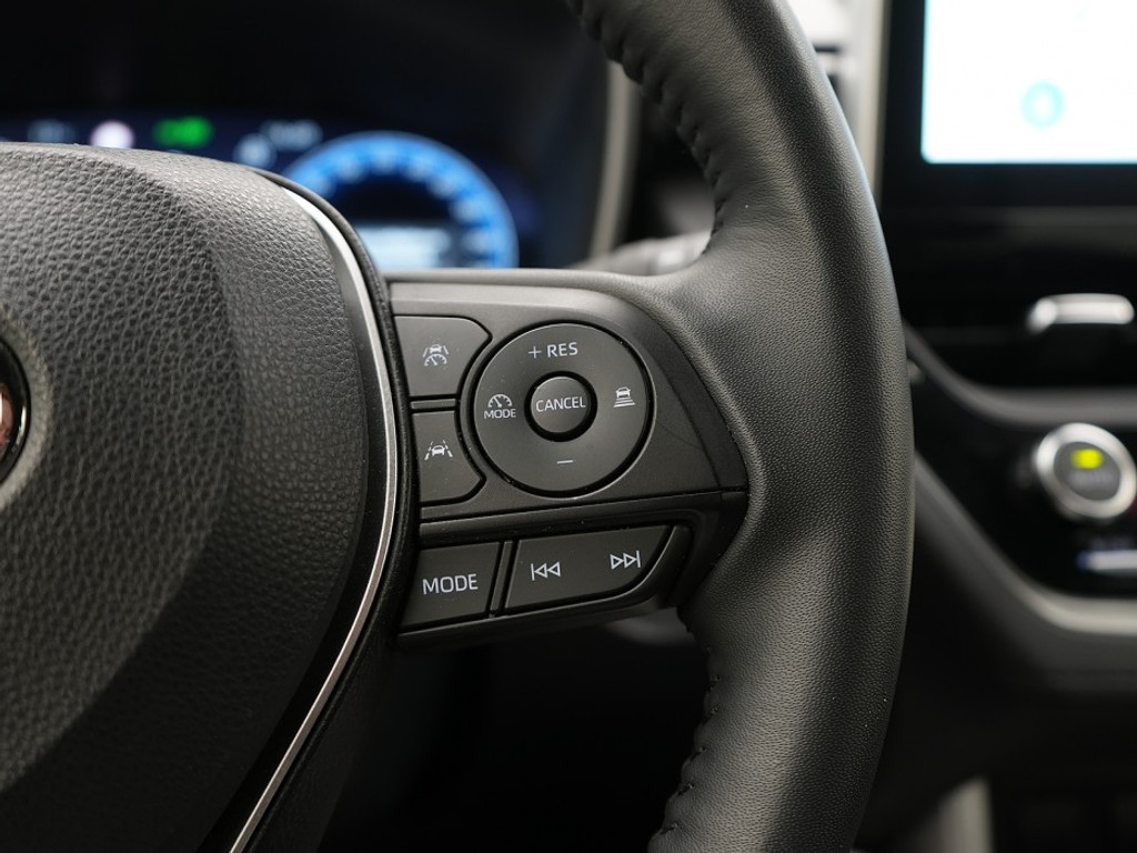 Toyota Corolla Cross Hybrid | Navi & Carplay | Adaptief Cruise | Climate | Full Led | LM-Velgen | Achteruitrijcamera