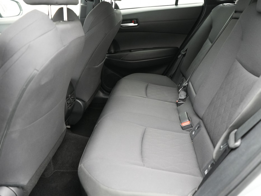 Toyota Corolla Cross Hybrid | Navi & Carplay | Adaptief Cruise | Climate | Full Led | LM-Velgen | Achteruitrijcamera