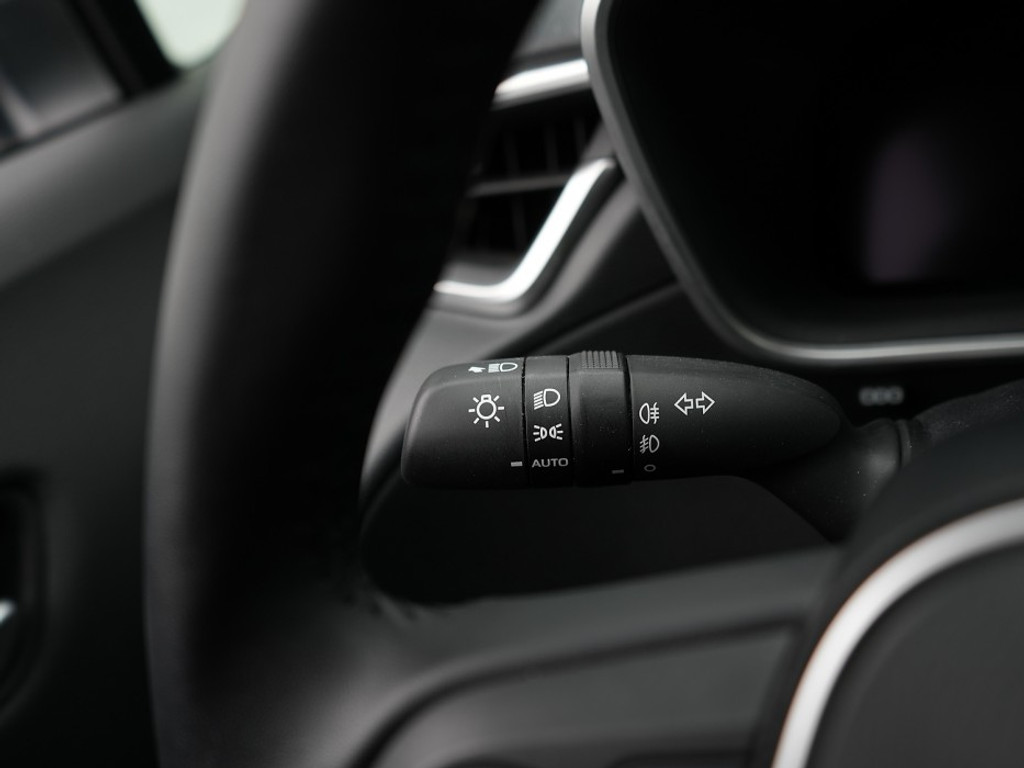 Toyota Corolla Cross Hybrid | Navi & Carplay | Adaptief Cruise | Climate | Full Led | LM-Velgen | Achteruitrijcamera