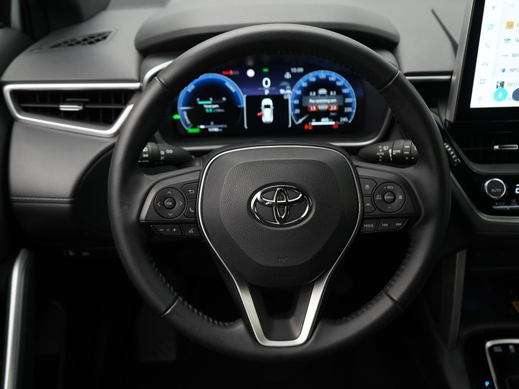 Toyota Corolla Cross Hybrid | Navi & Carplay | Adaptief Cruise | Climate | Full Led | LM-Velgen | Achteruitrijcamera