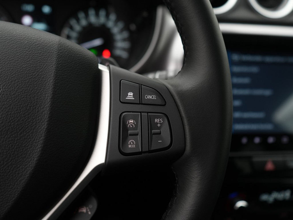 Suzuki Vitara 1.4 Select Automaat | Navi | Adaptief Cruise | Climate | Stoelverwarming | Achteruitrijcamera |