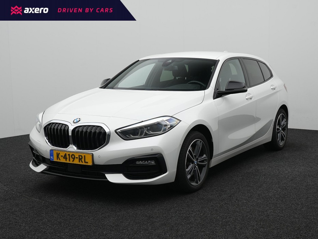 BMW 1 Serie 118 118i High Executive Trekhaak | Navi & Carplay | Stoelverwarming | Camera | Cruise | Sfeer Verlichting | LM-Velgen |