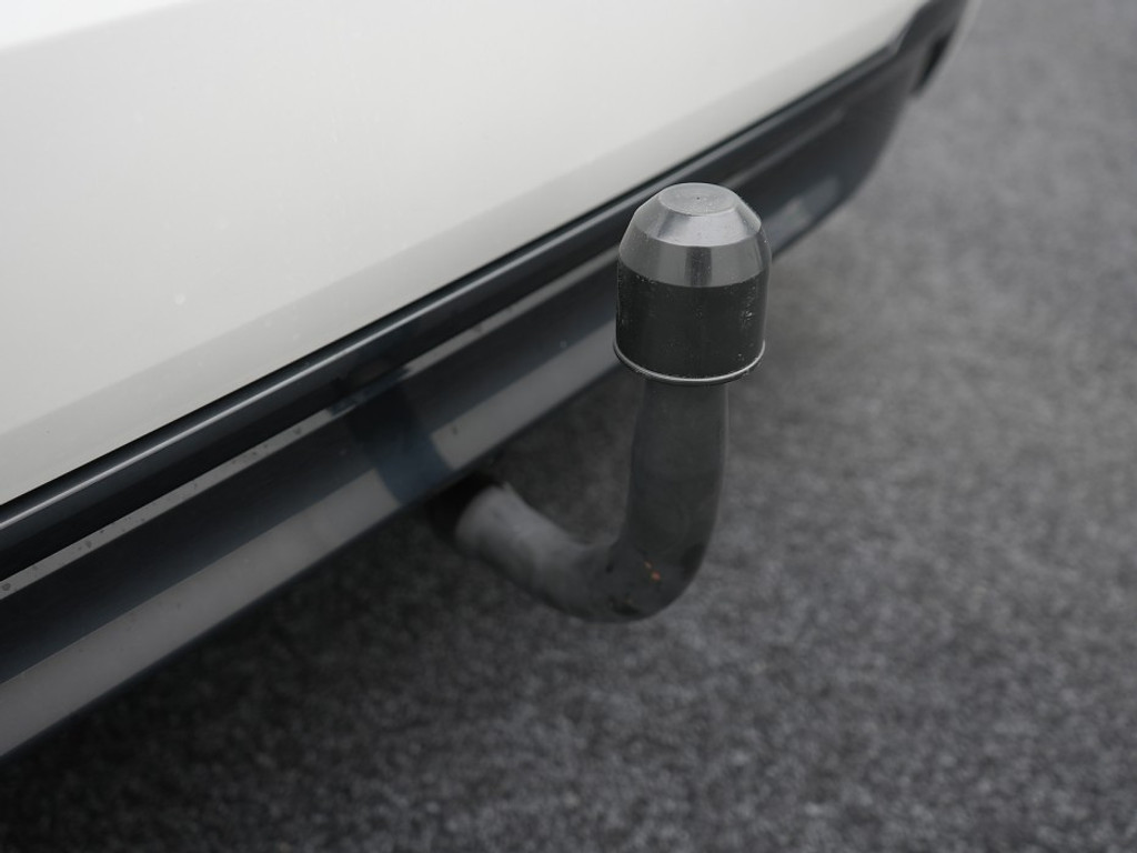 BMW 1 Serie 118 118i High Executive Trekhaak | Navi & Carplay | Stoelverwarming | Camera | Cruise | Sfeer Verlichting | LM-Velgen |