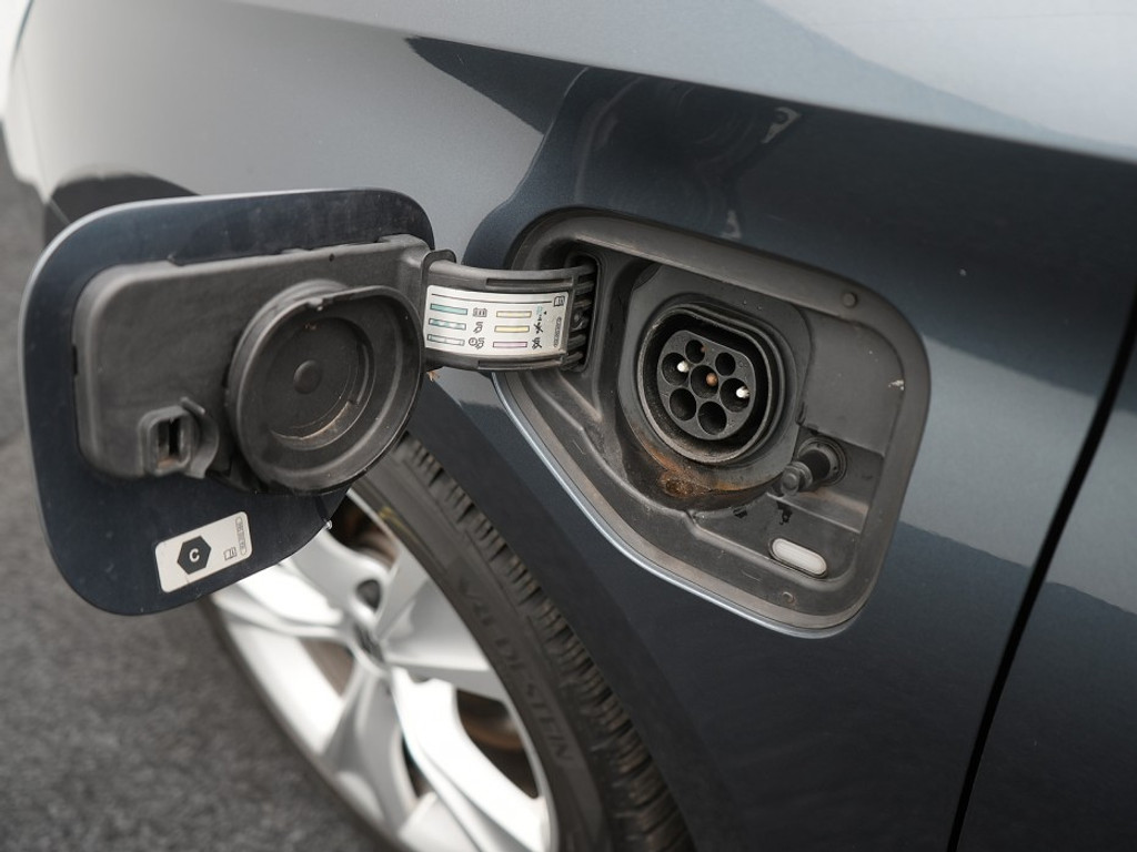 SEAT Leon 1.4 TSI eHybrid PHEV FR