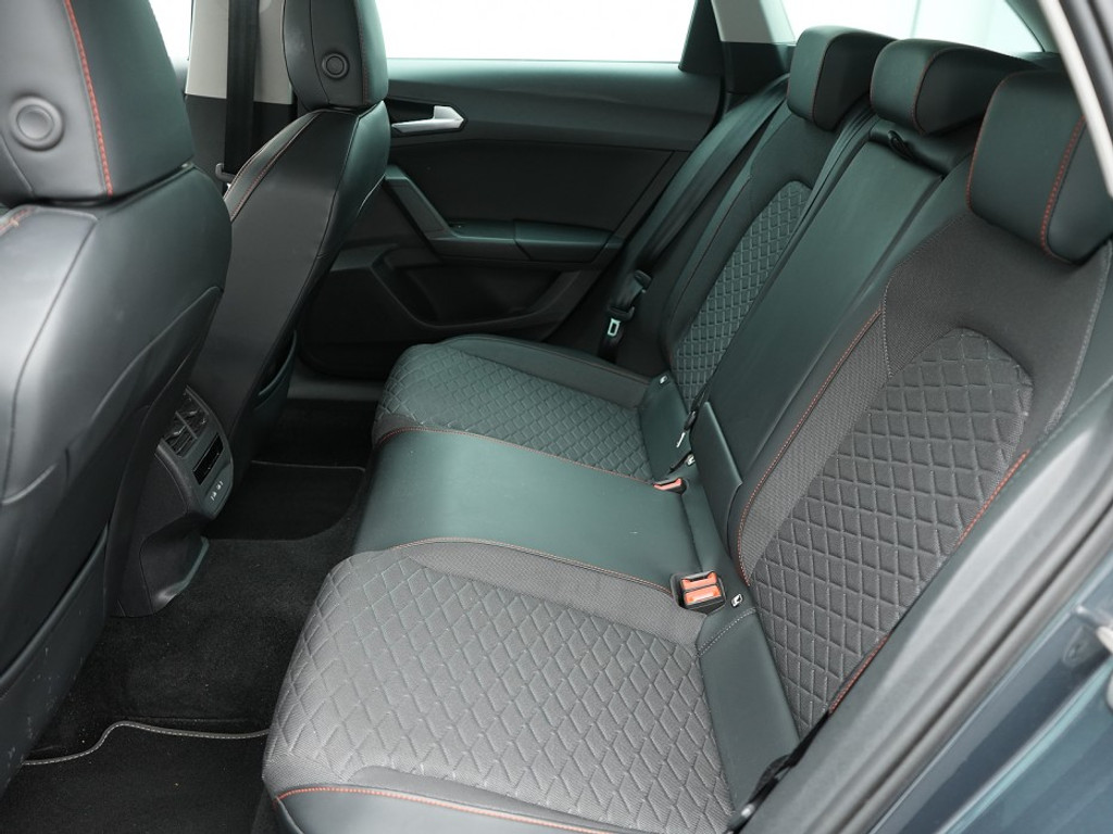 SEAT Leon 1.4 TSI eHybrid PHEV FR