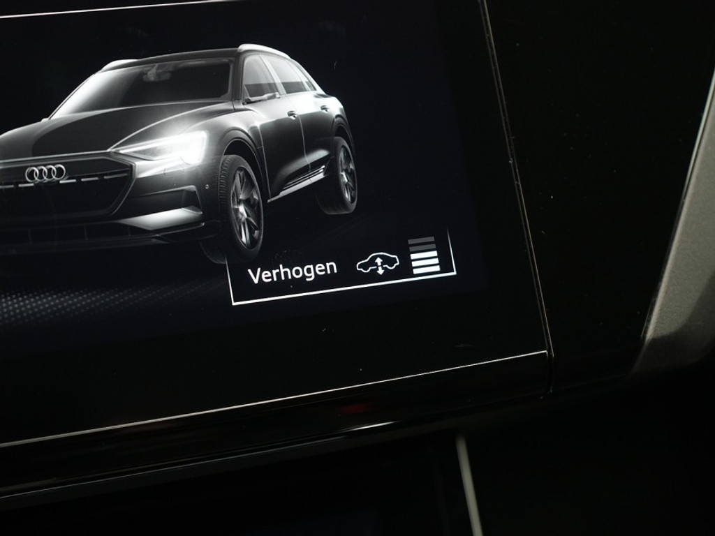 Audi e-tron 50 quattro Business edition Plus 71 kWh