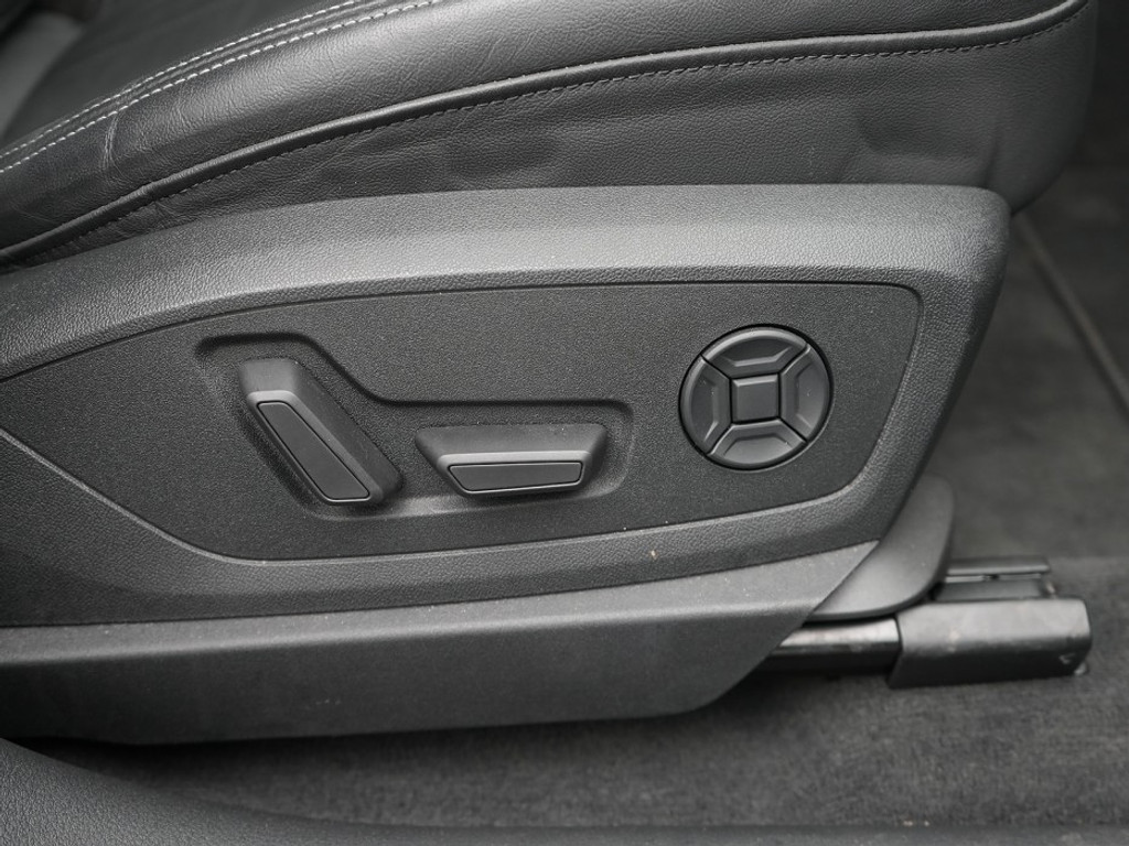 Audi e-tron 50 quattro Business edition Plus 71 kWh