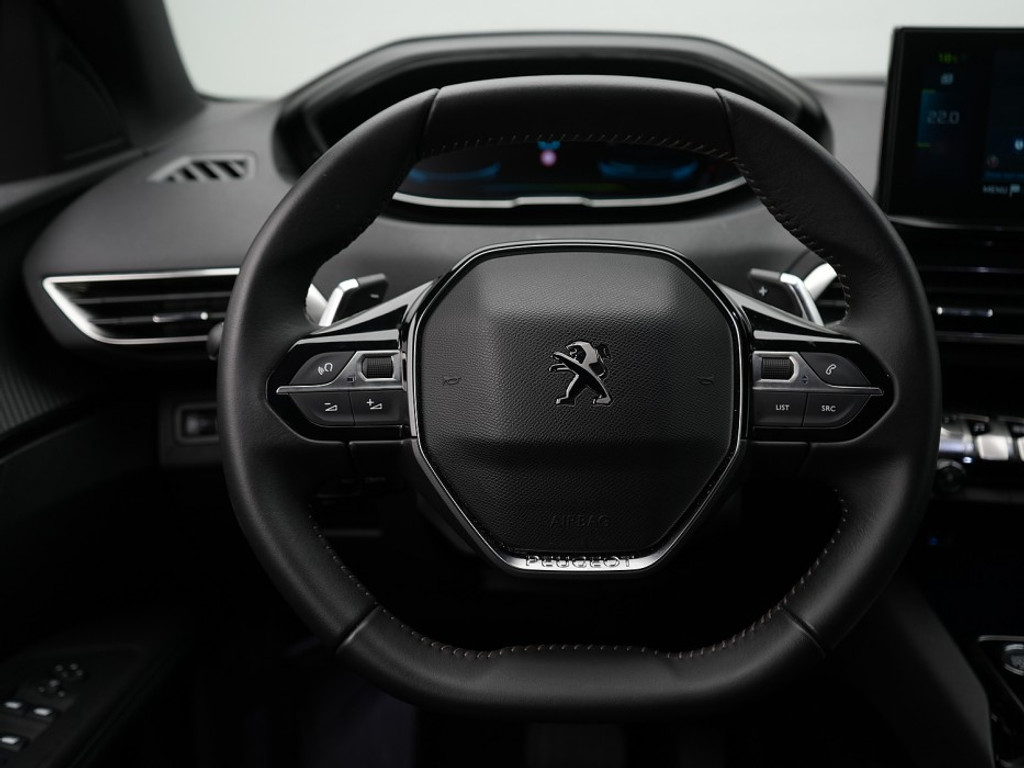 Peugeot 3008 1.6 PHEV 180 E-EAT8 ALLURE Navi& Carplay | Adaptief Cruise | Achteruitrijcamera | Climate |