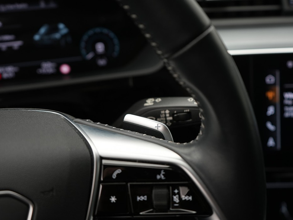 Audi e-tron 50 quattro Business edition Plus 71 kWh