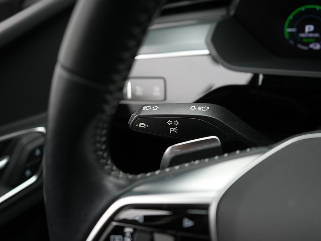 Audi e-tron 50 quattro Business edition Plus 71 kWh