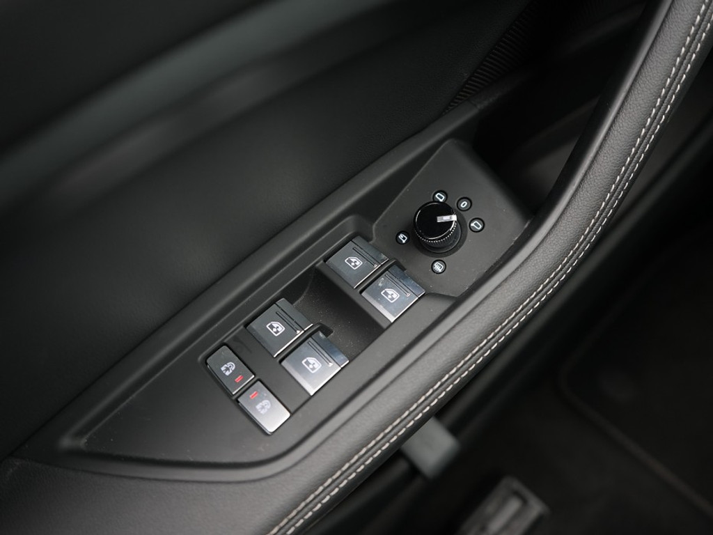 Audi e-tron 50 quattro Business edition Plus 71 kWh