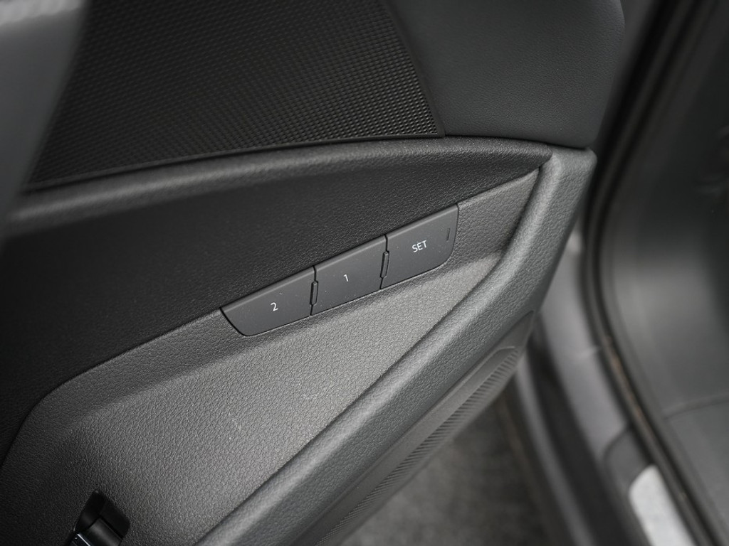 Audi e-tron 50 quattro Business edition Plus 71 kWh