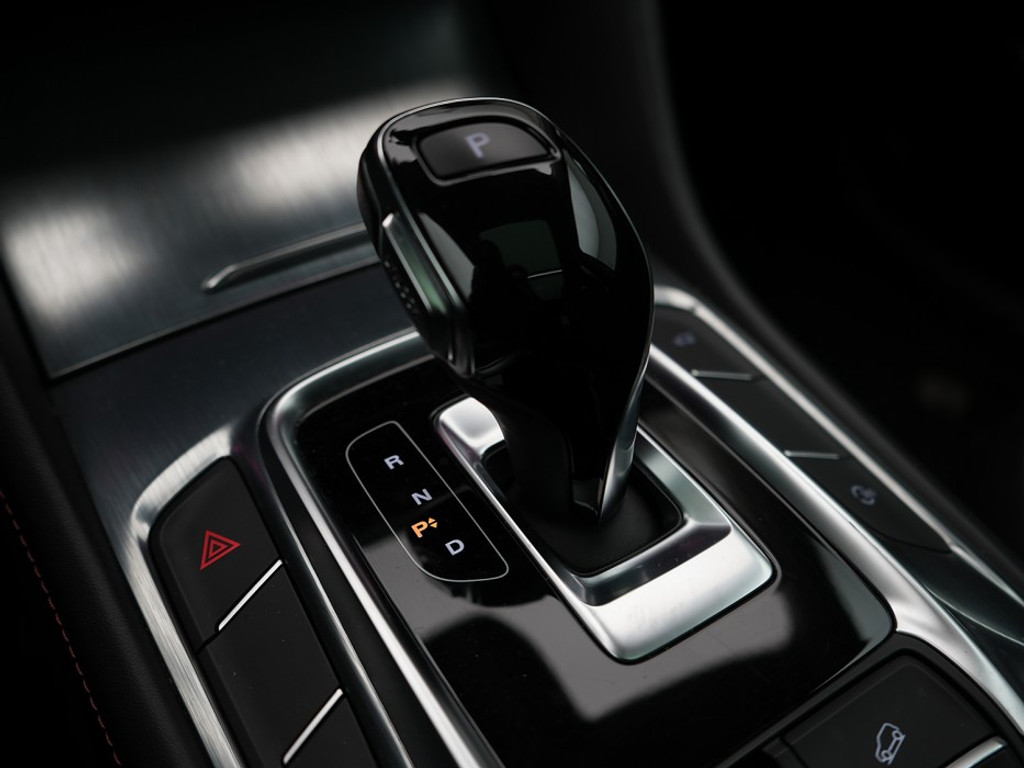 MG EHS EHS LUXURY PLUG IN-HYBRID