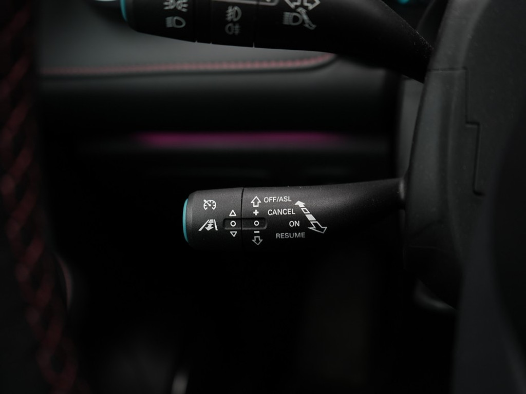 MG EHS EHS LUXURY PLUG IN-HYBRID