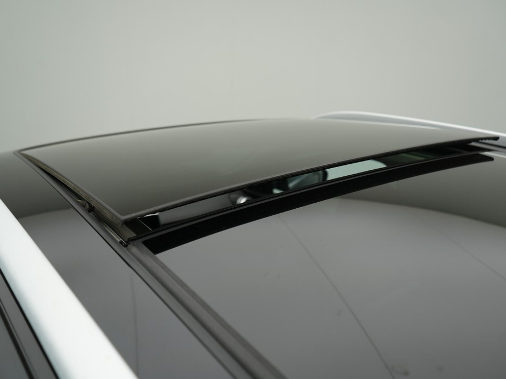 MG EHS EHS LUXURY PLUG IN-HYBRID