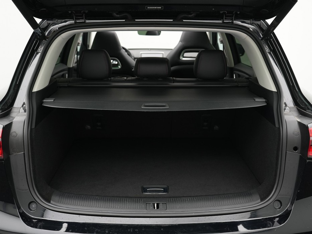 MG EHS EHS LUXURY PLUG IN-HYBRID