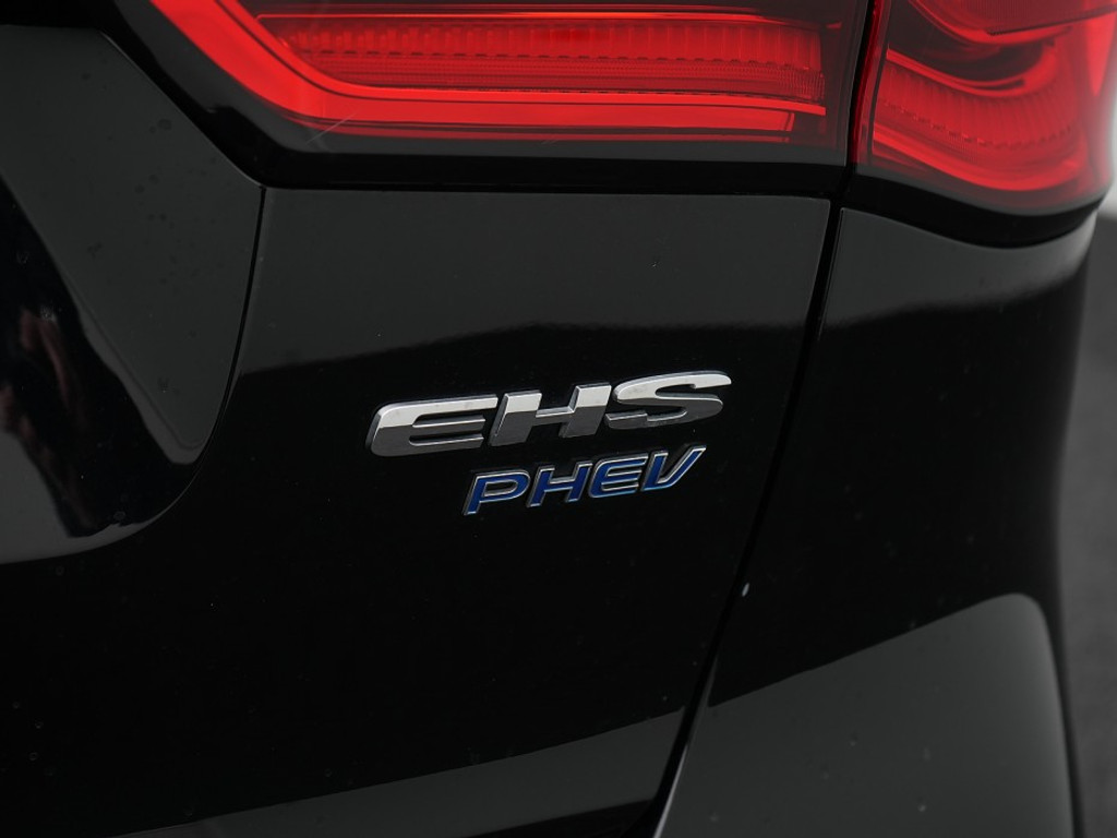 MG EHS EHS LUXURY PLUG IN-HYBRID