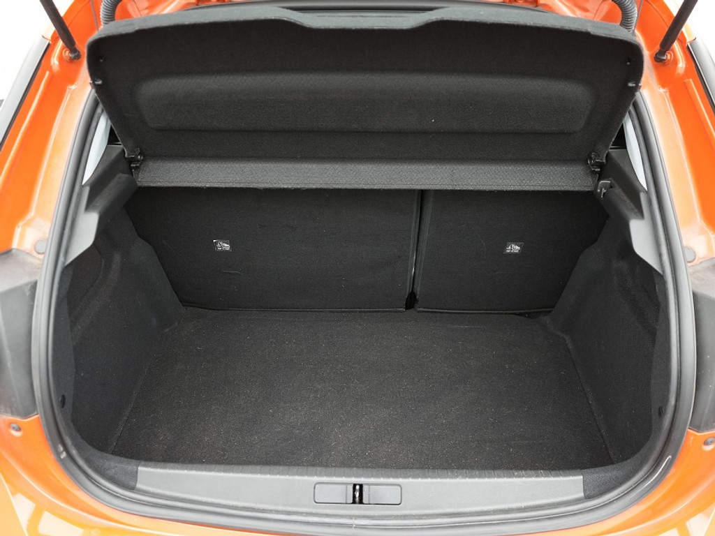 Opel Corsa 1.2 Edition Carplay | Cruise | LM-Velgen | PDC | Airco | El.Spiegels |